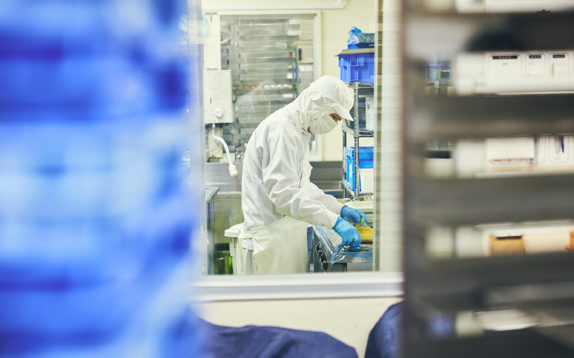 200 TWO HUNDRED CHOCOLATE