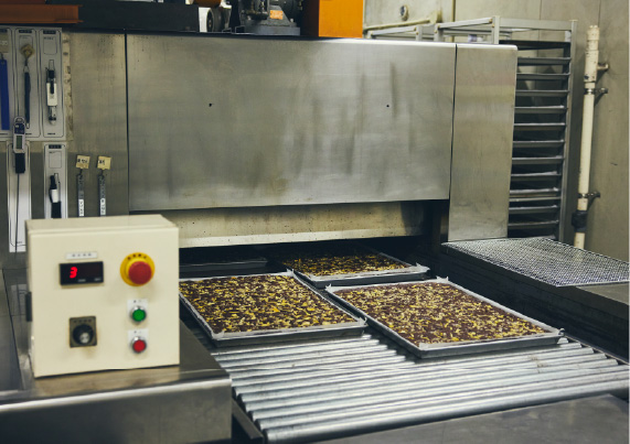 200 TWO HUNDRED CHOCOLATE